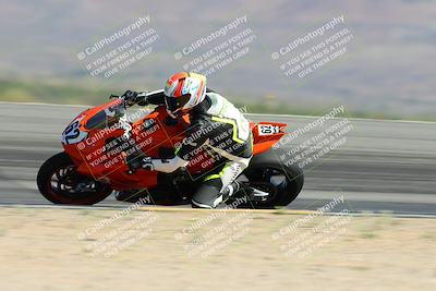 media/Apr-14-2024-SoCal Trackdays (Sun) [[70f97d3d4f]]/3-Turn 12 Speed Pans (945am)/